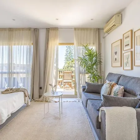 Oleholidays 726 Romana Playa Junto Al Mar Apartment *